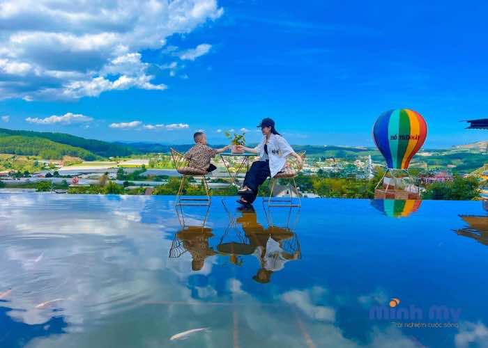 Review quán cafe Hoa Mây Garden Đà Lạt "siêu hot"