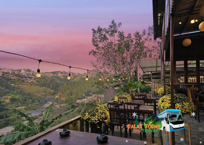 Đến Tiệm Gà Lưng Chừng Đồi thưởng thức bữa ăn view cực chill