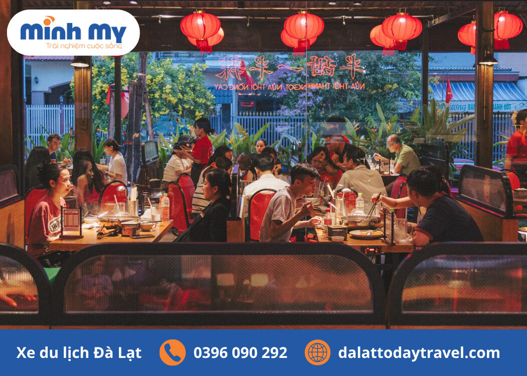 Lẩu Trung Hoa - Xuyên Tiêu quán ở Đà Lạt