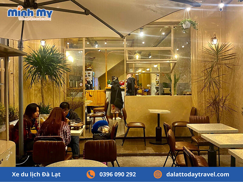 Review không gian Tiệm cafe Trứng Cô Ba Đà Lạt