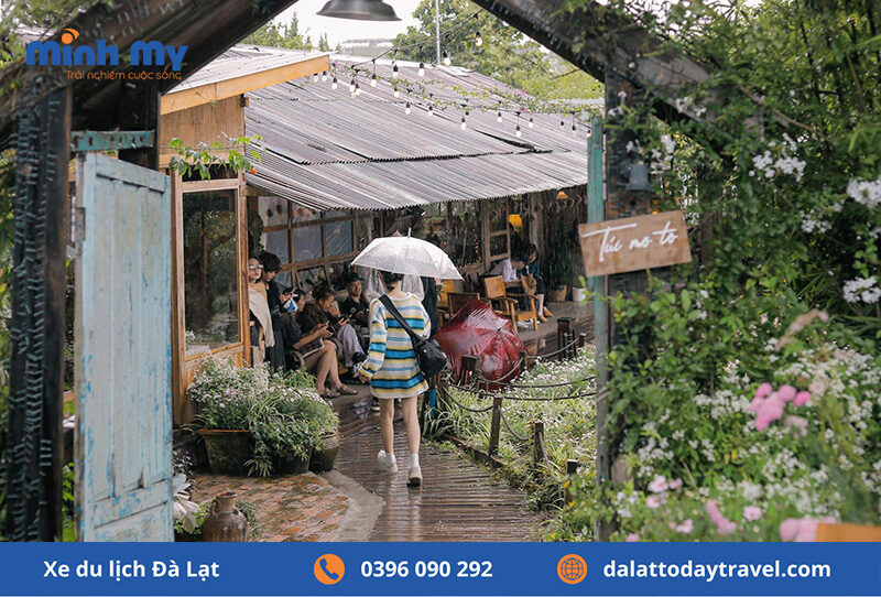 Tiệm cafe Túi Mơ To