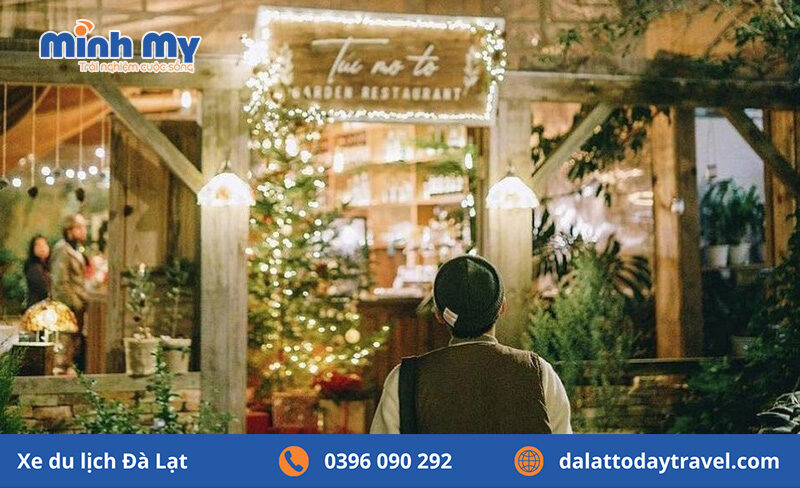 Cafe trang trí Noel Đà Lạt
