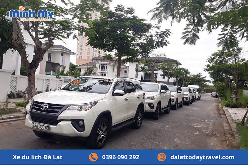 Xe cưới 7 chỗ Đà Lạt